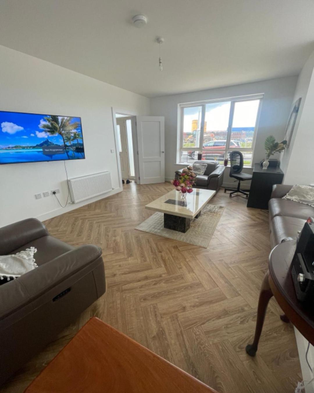 Grab House Swords Villa ภายนอก รูปภาพ